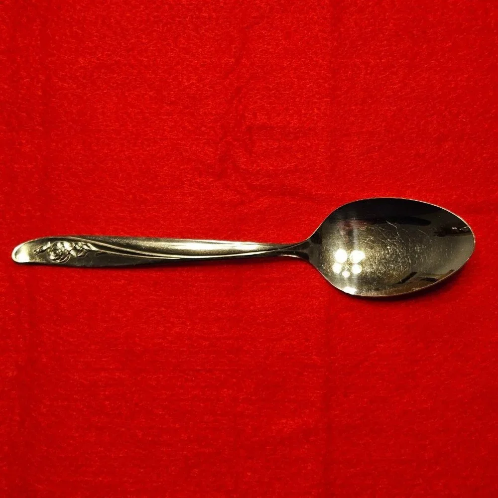 Oneida ROSEANNE Rose Petal Stainless Flatware Tablespoons Floral 7 1/4” Lot of 6